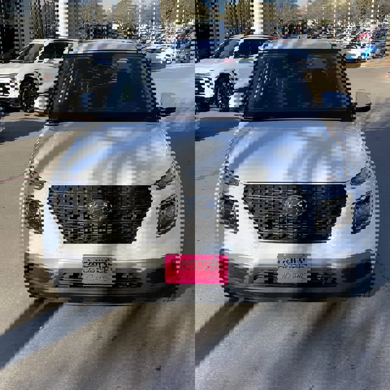 Used 2025 Hyundai Venue SE image 6