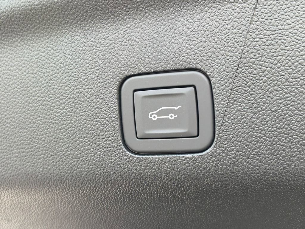 New 2026 Chevrolet Tahoe Premier AWD/4WD image 6