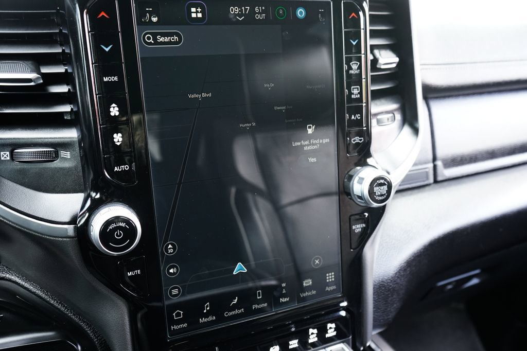 Used 2022 RAM 2500 Laramie w/ Night Edition image 30