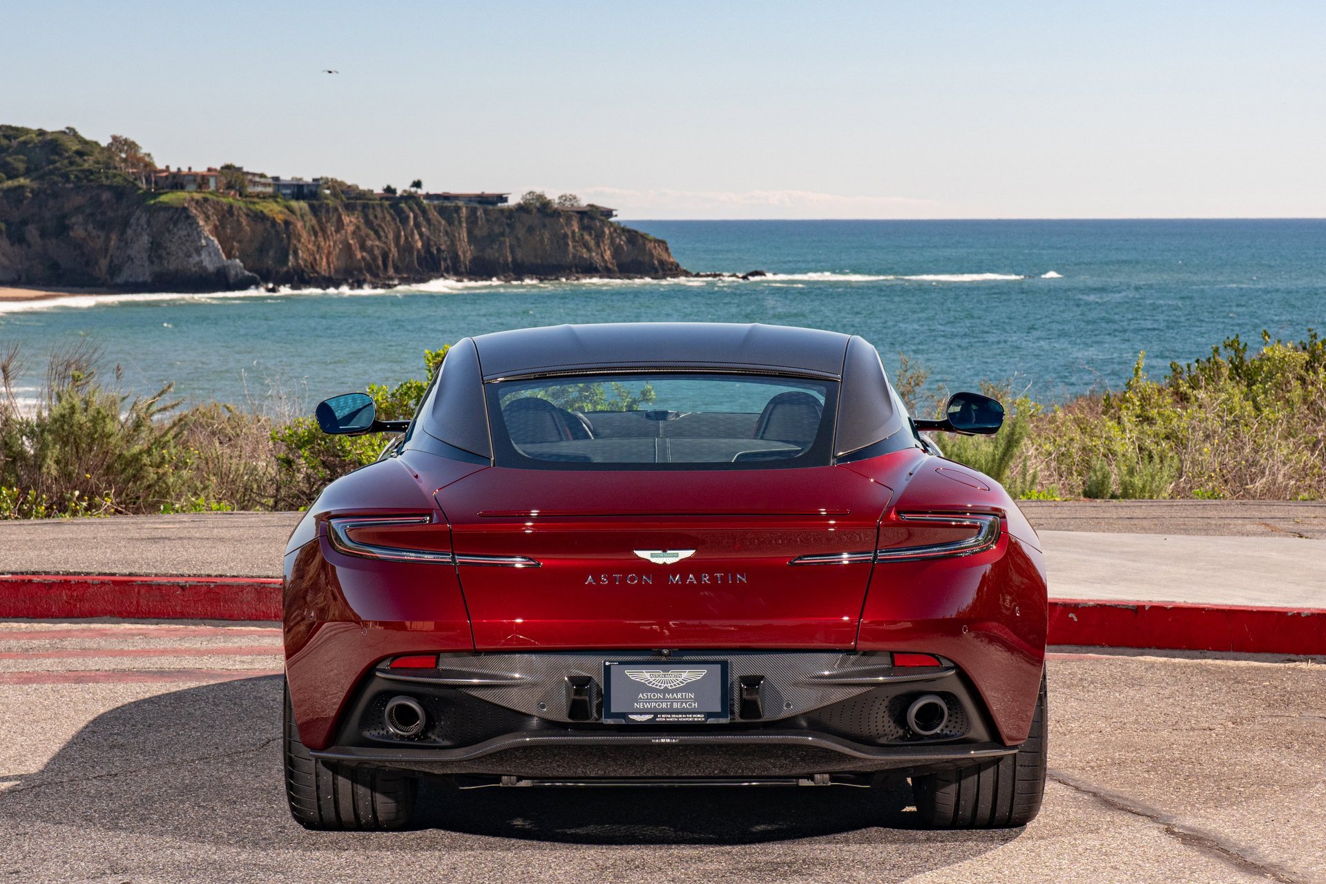 Used 2024 Aston Martin DB12 Coupe image 6