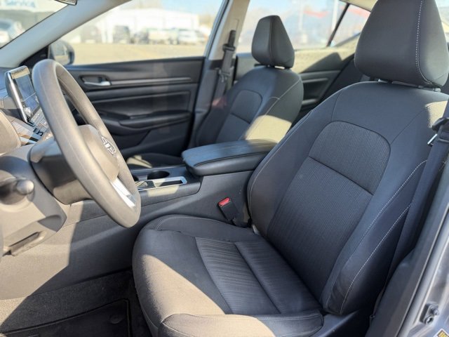 Used 2025 Nissan Altima 2.5 SV image 21
