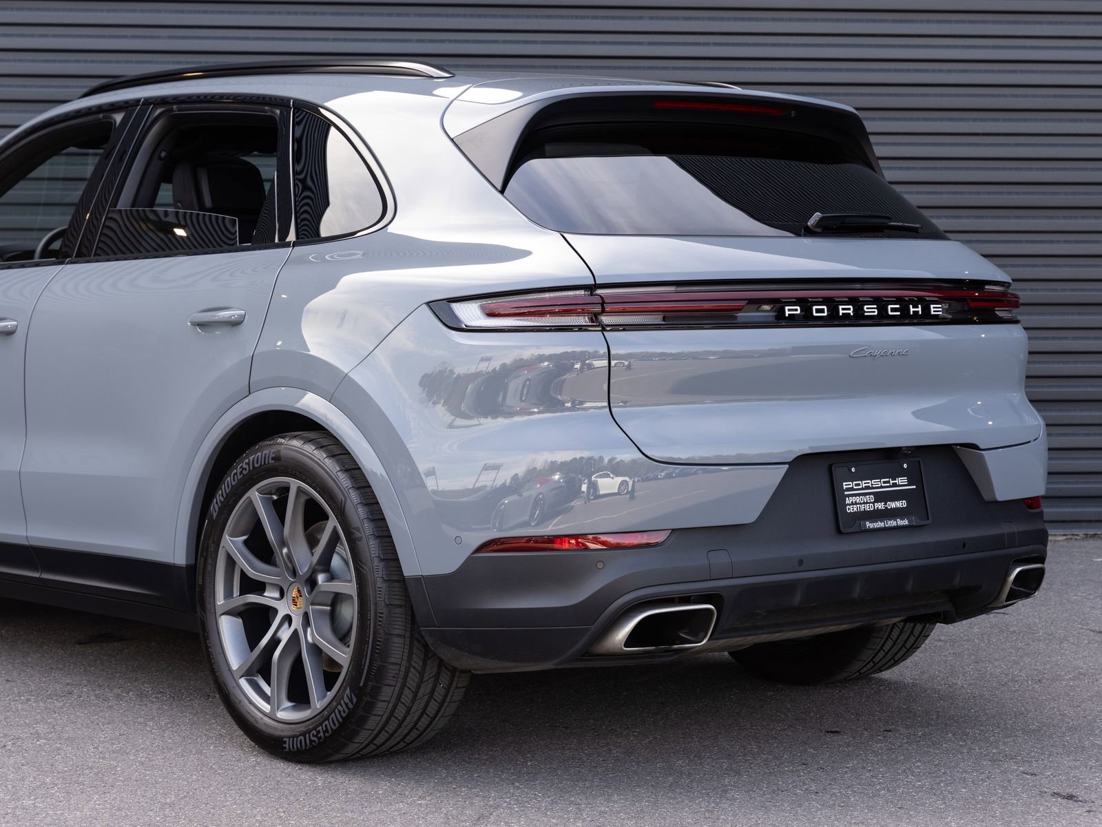 Certified 2025 Porsche Cayenne image 11