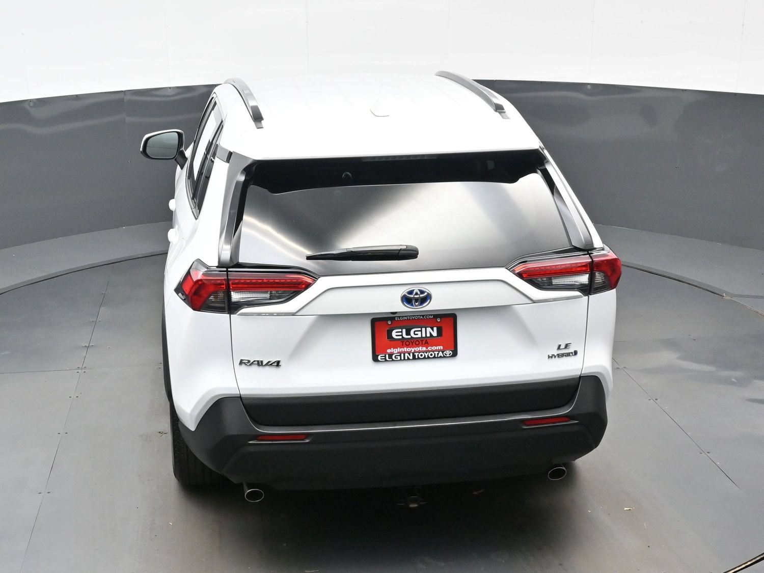 Used 2024 Toyota RAV4 LE AWD/4WD image 37