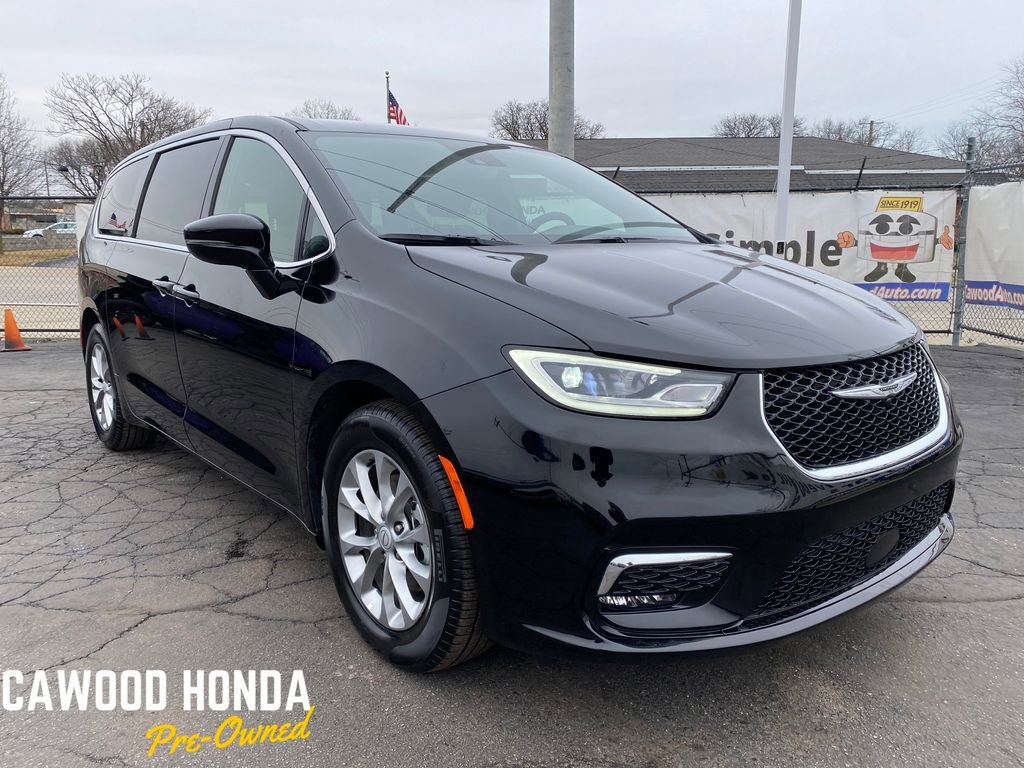 Used 2026 Chrysler Pacifica Limited