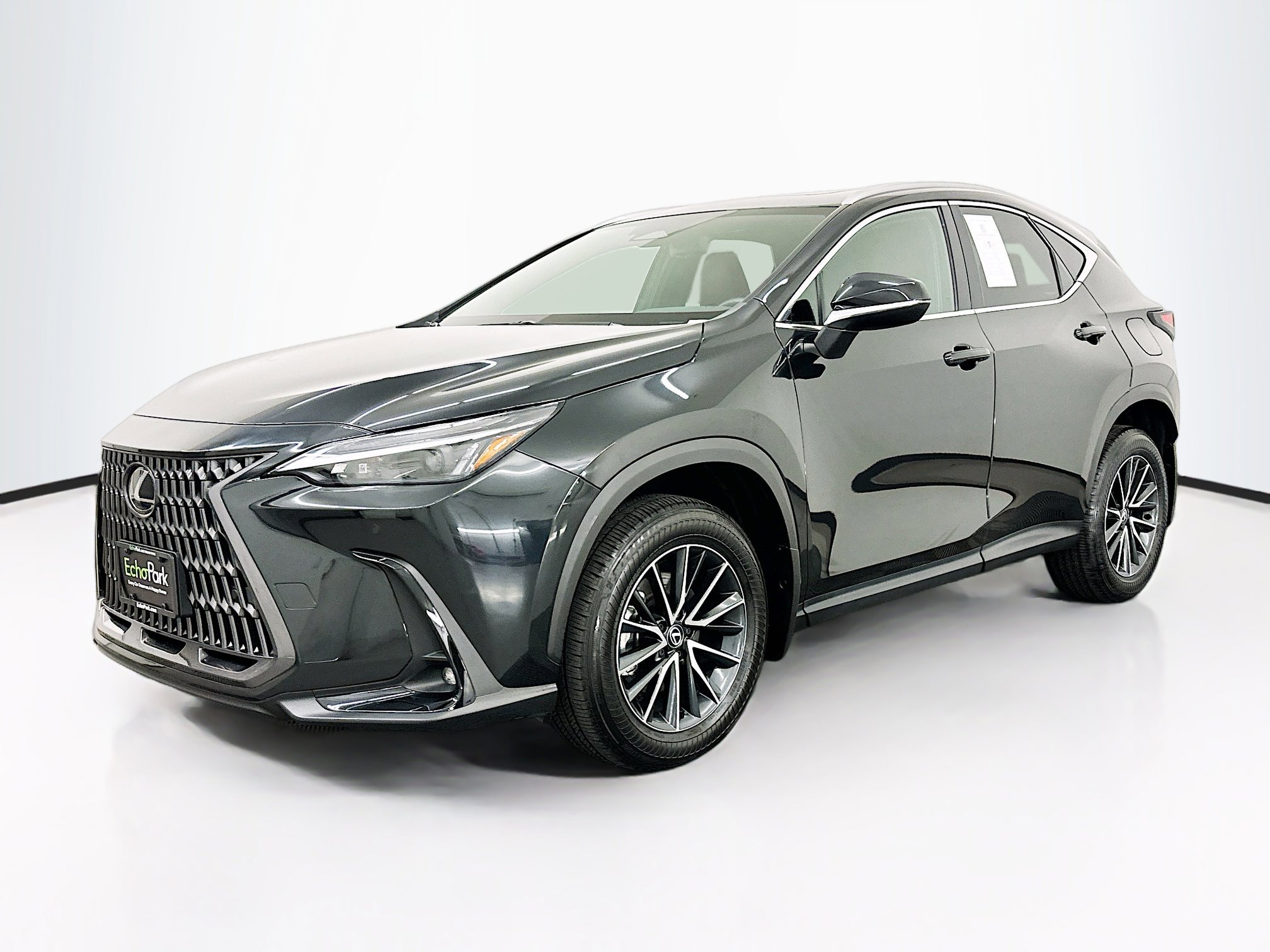 Used 2024 Lexus NX 350 AWD image 3