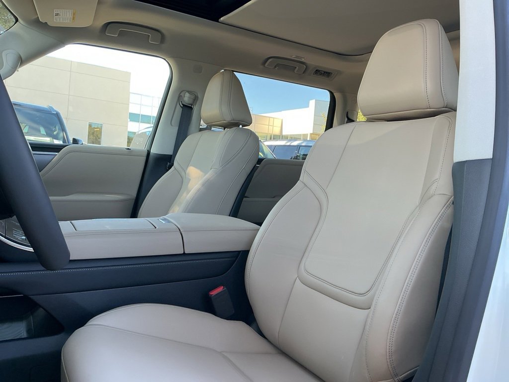 New 2026 INFINITI QX80 Pure w/ Cargo Package image 20