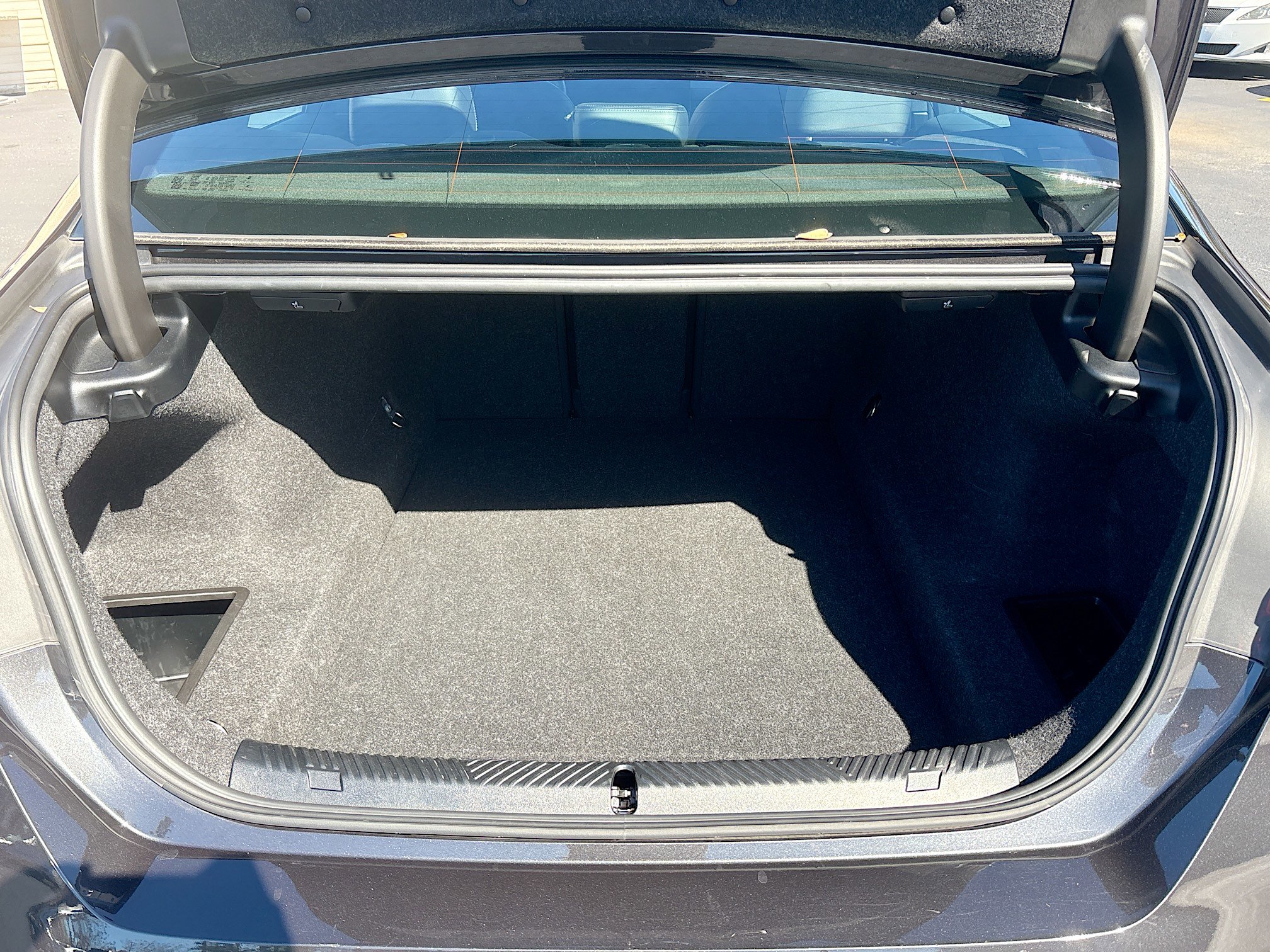 Used 2025 BMW 530i image 13