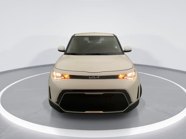 Used 2023 Kia Soul LX w/ Option Group 015 FWD image 9