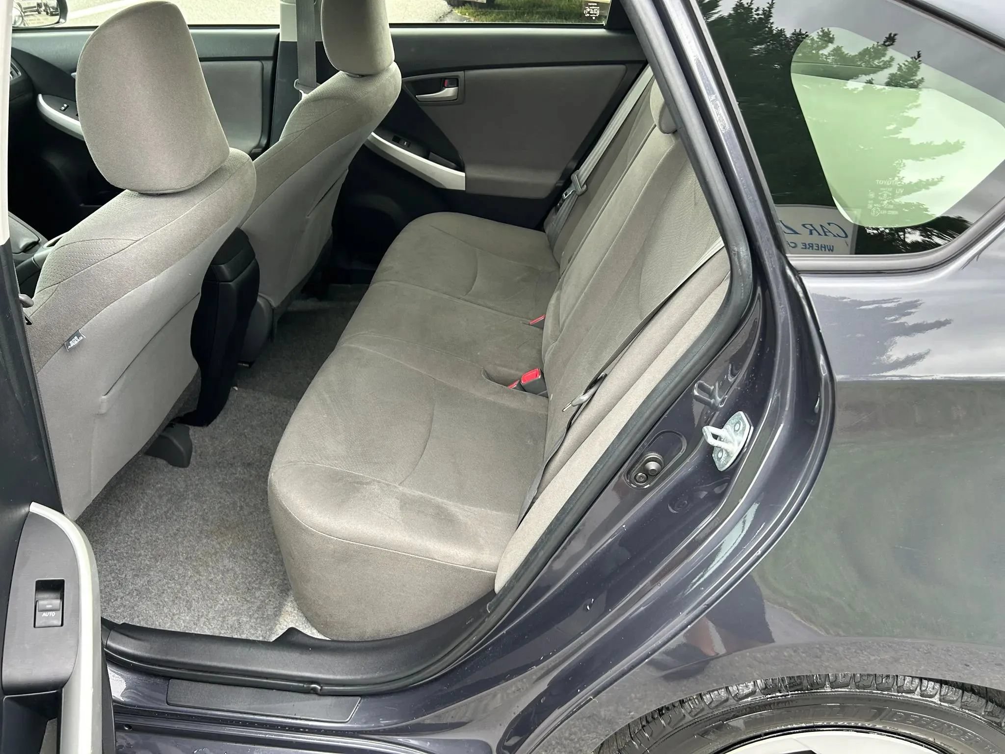 Used 2015 Toyota Prius Two FWD image 12