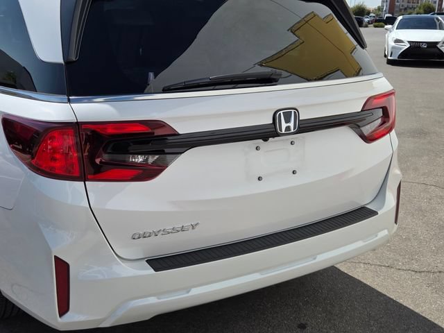 Used 2025 Honda Odyssey EX-L image 5
