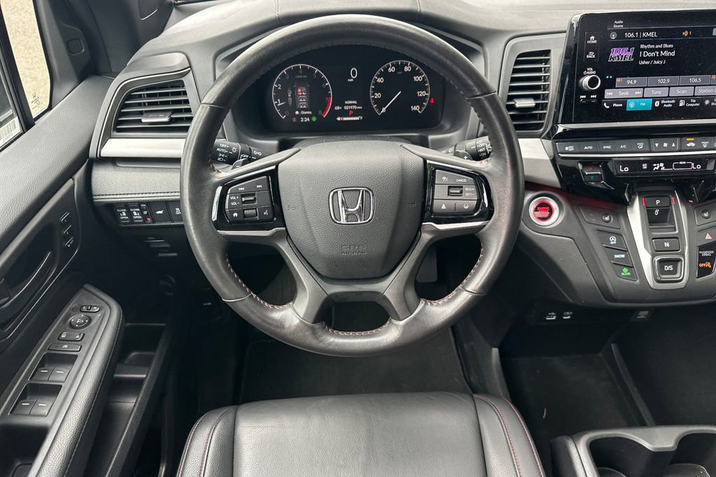 Certified 2025 Honda Odyssey Sport-L image 14