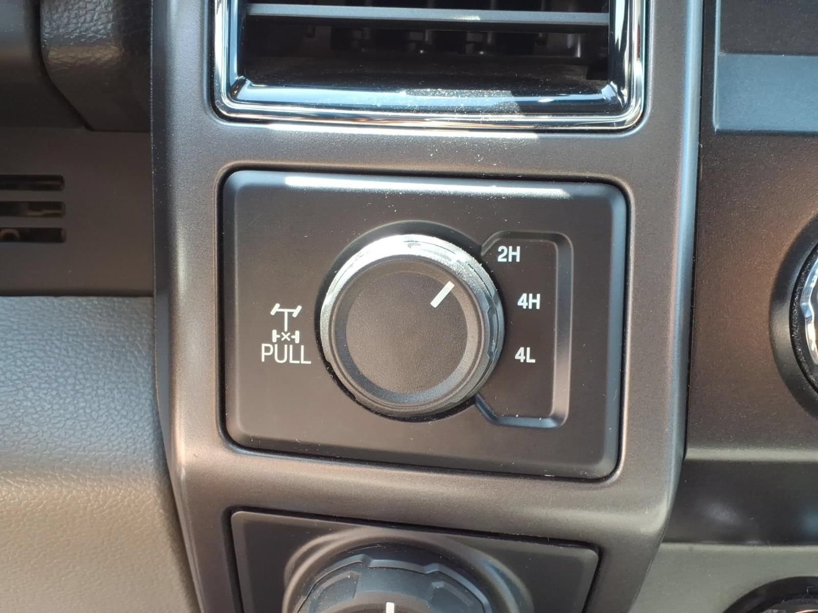 Used 2019 Ford F150 XLT w/ Equipment Group 302A Luxury AWD/4WD image 23