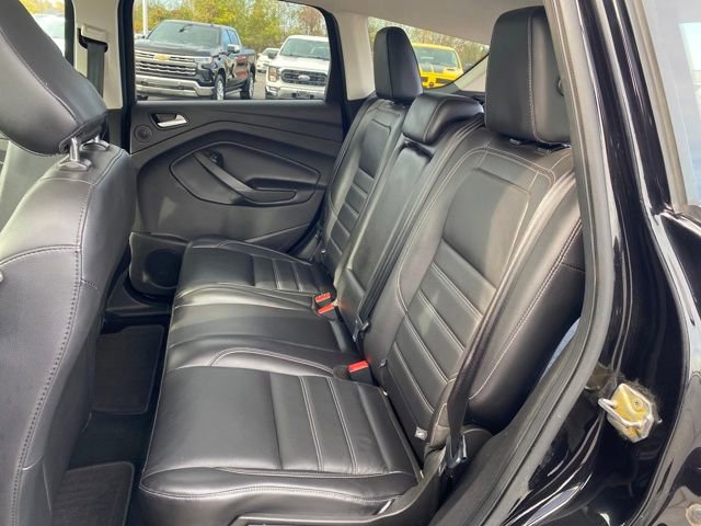 Used 2019 Ford Escape Titanium image 17