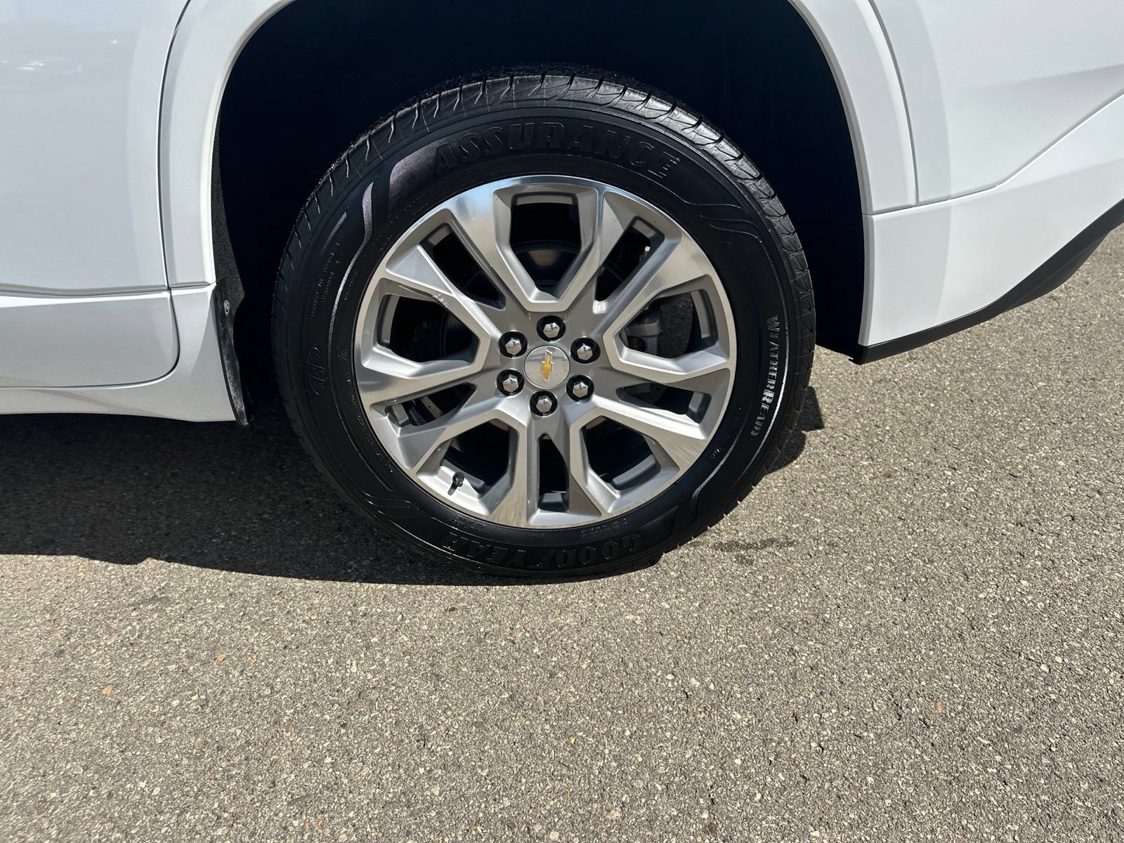 Used 2018 Chevrolet Traverse Premier AWD/4WD image 9