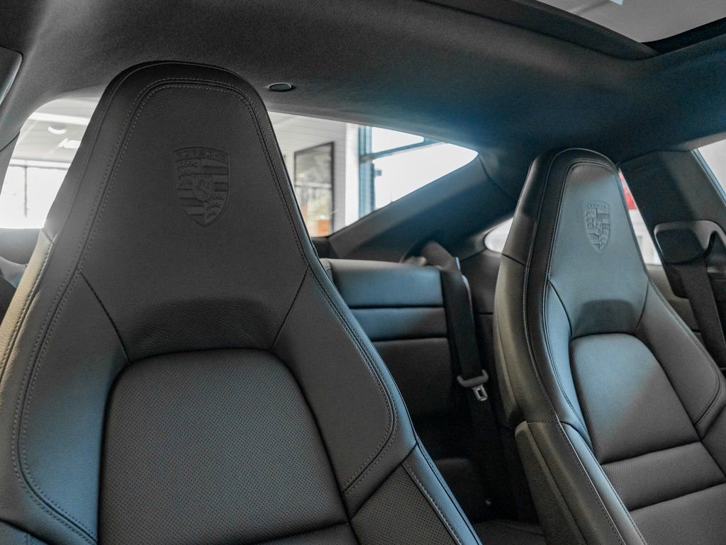 Certified 2025 Porsche 911 Carrera image 30
