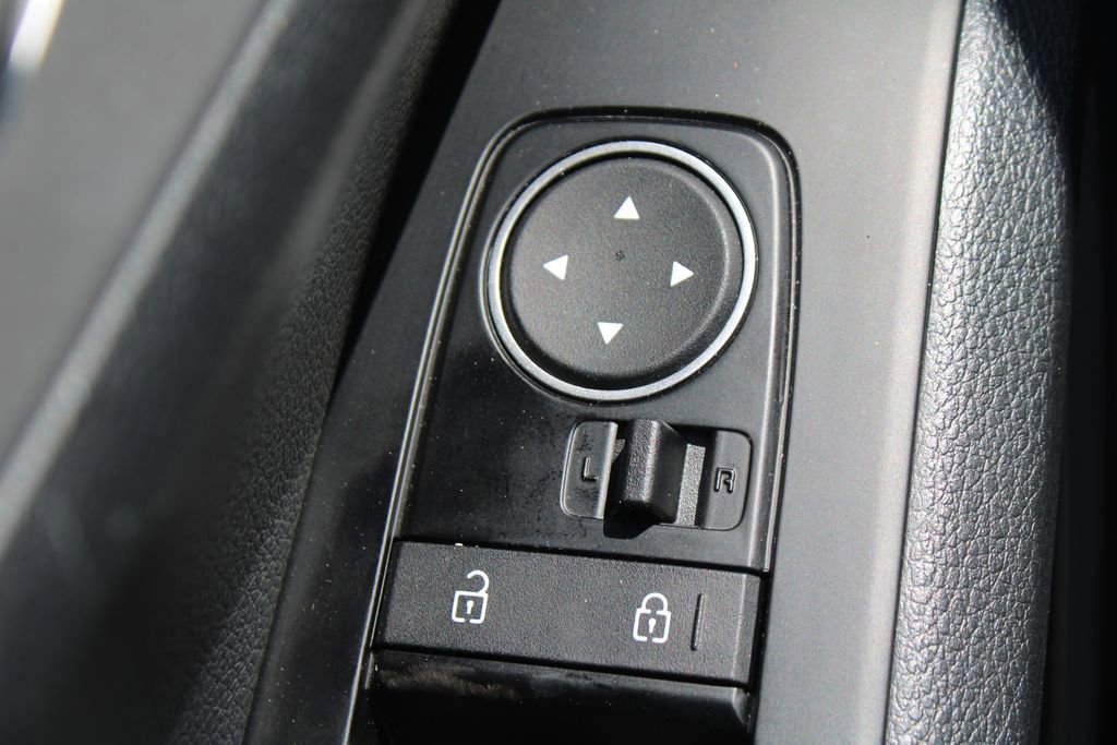 Certified 2025 Kia Soul LX w/ LX Technology Package image 20