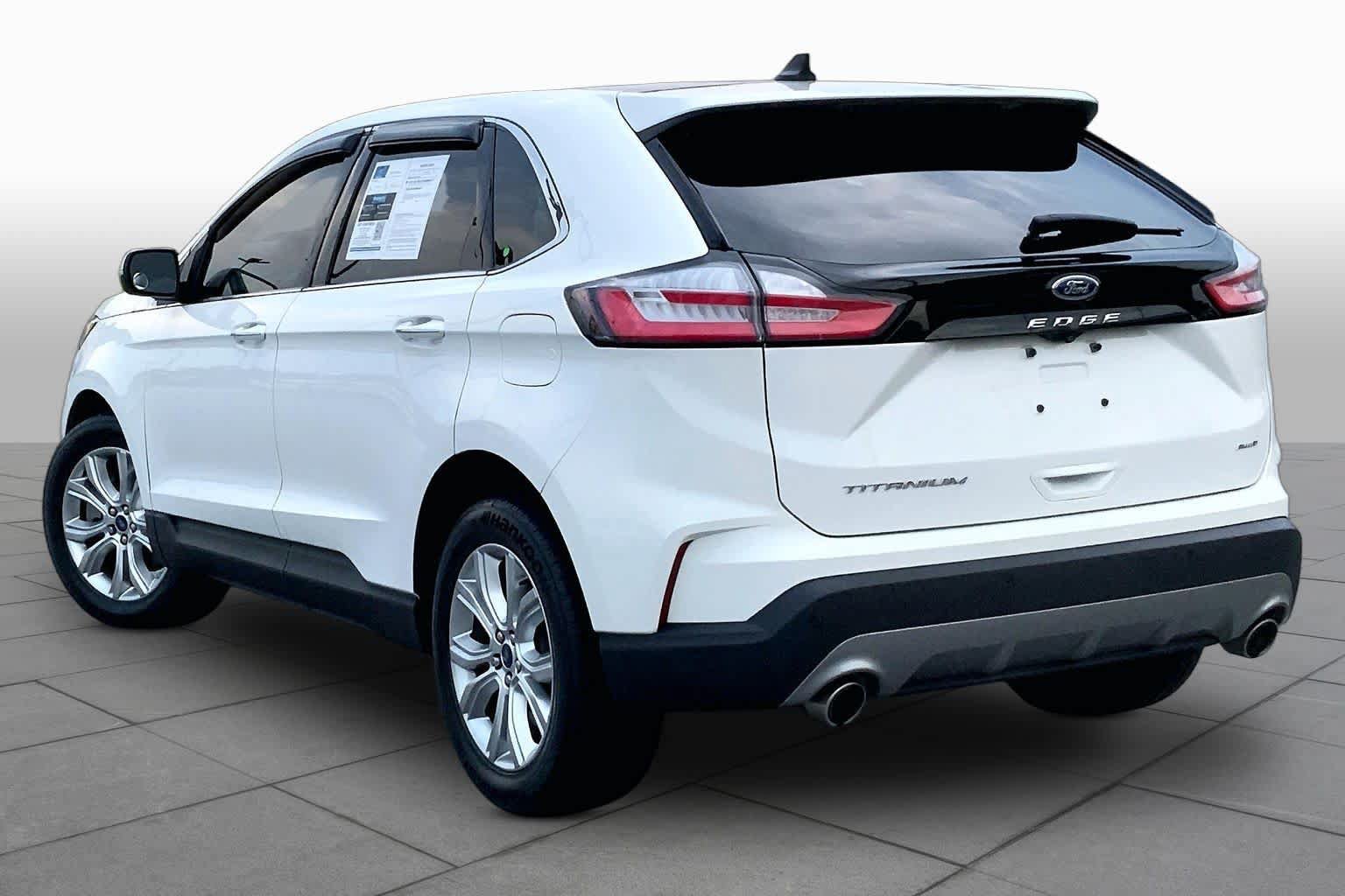 Used 2022 Ford Edge Titanium AWD/4WD image 12