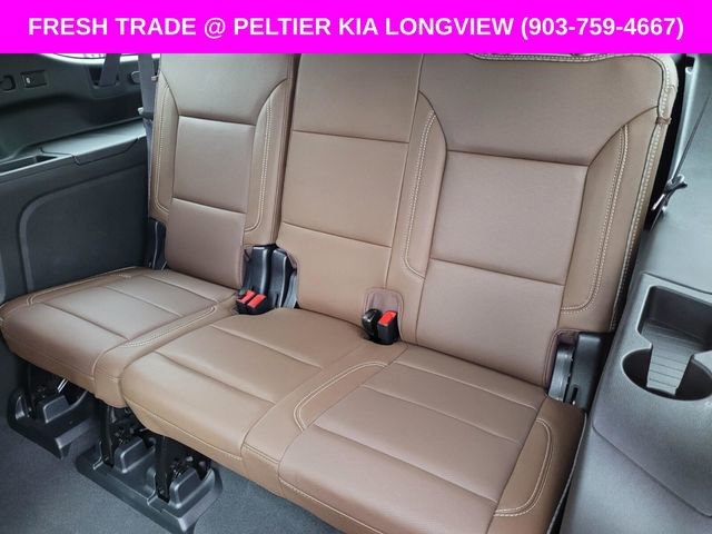 Used 2023 Chevrolet Suburban High Country image 21