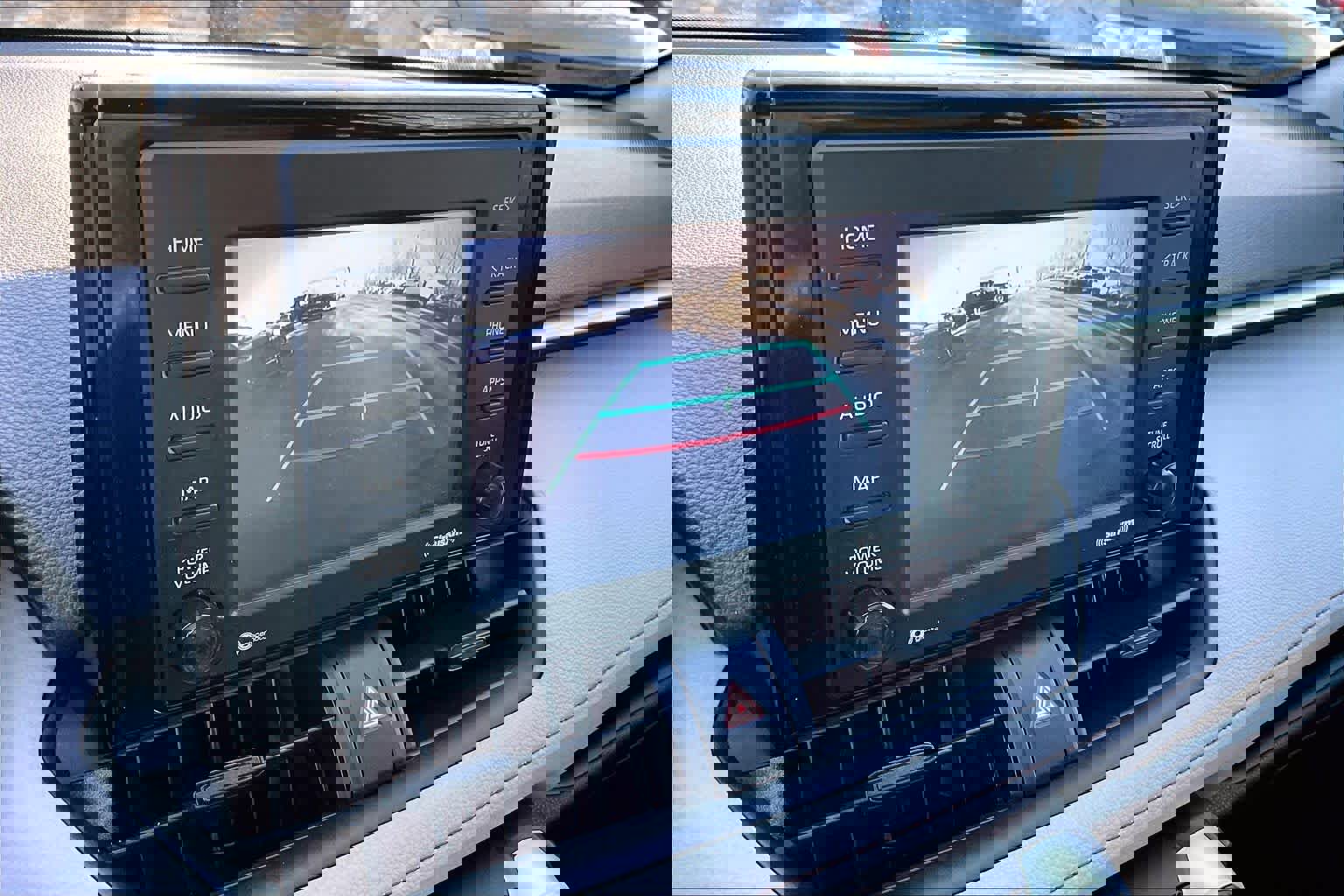 Used 2020 Toyota RAV4 XLE w/ Convenience Package AWD/4WD image 28