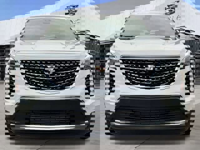 Used 2020 Cadillac XT4 Premium Luxury image 4