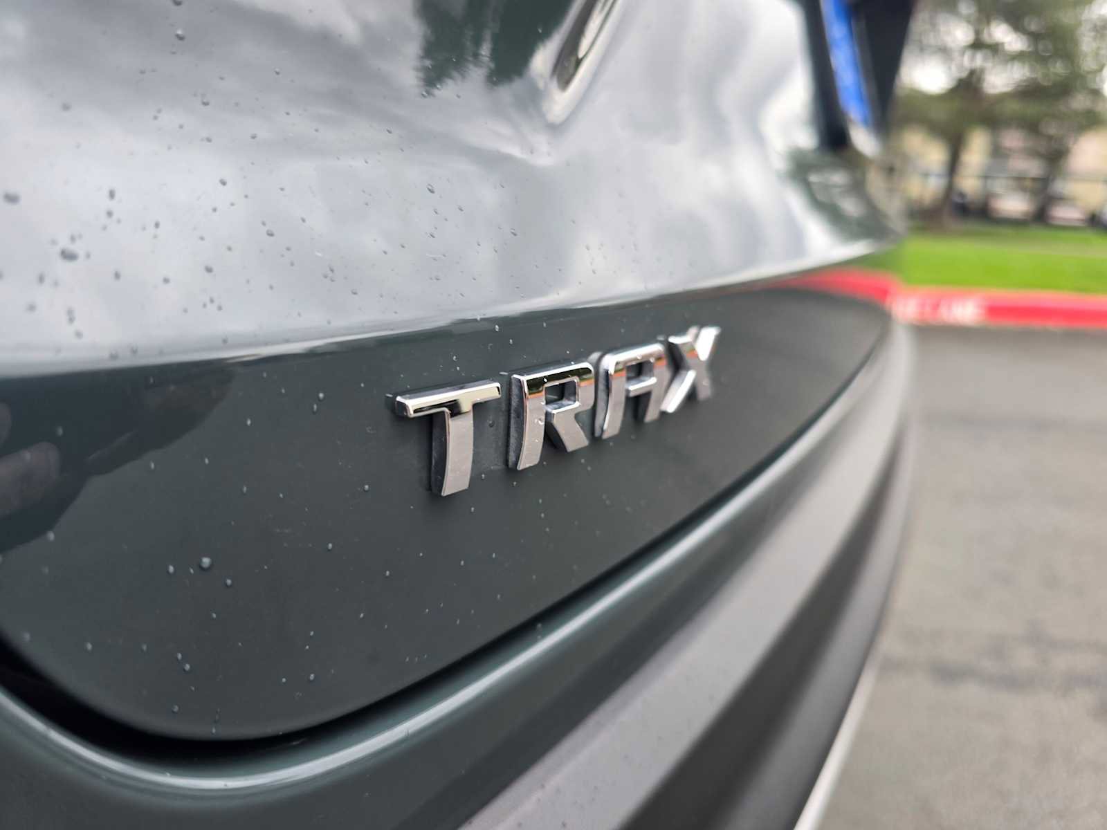 Used 2025 Chevrolet Trax LT image 14