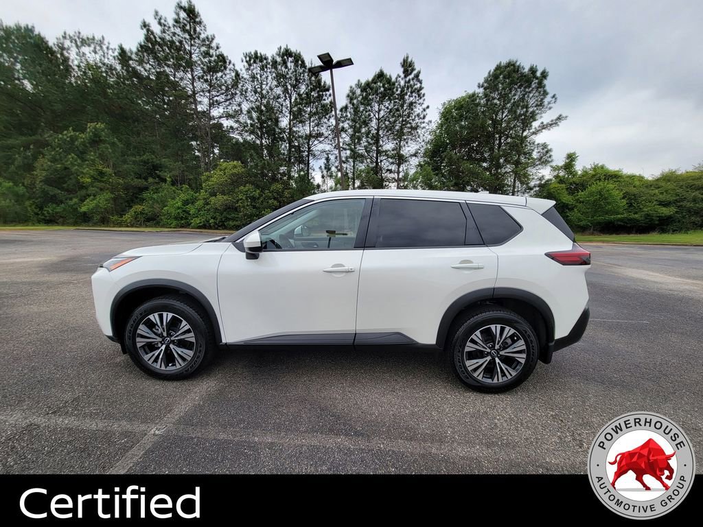 Used 2023 Nissan Rogue SV image 3