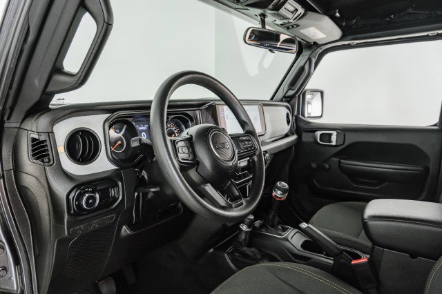 Used 2024 Jeep Wrangler Unlimited Sport image 12