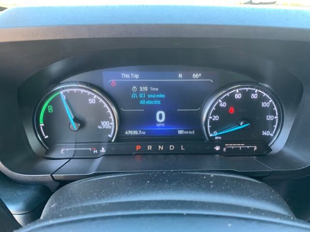 Used 2024 Ford Maverick Lariat w/ Black Appearance Package FWD image 16