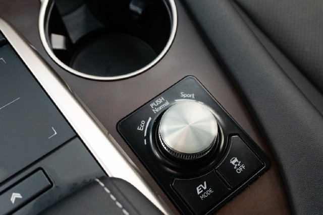 Used 2021 Lexus RX 450h AWD w/ Premium Package image 23