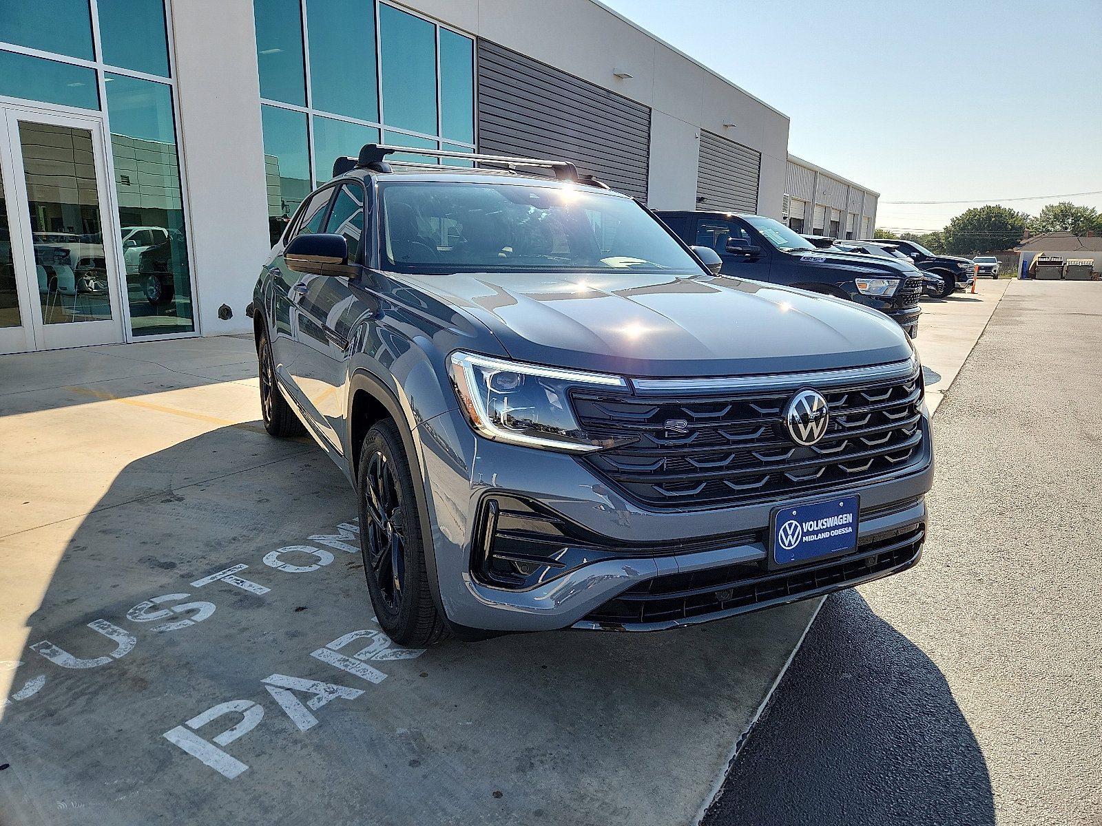 New 2026 Volkswagen Atlas Cross Sport SEL R-Line
