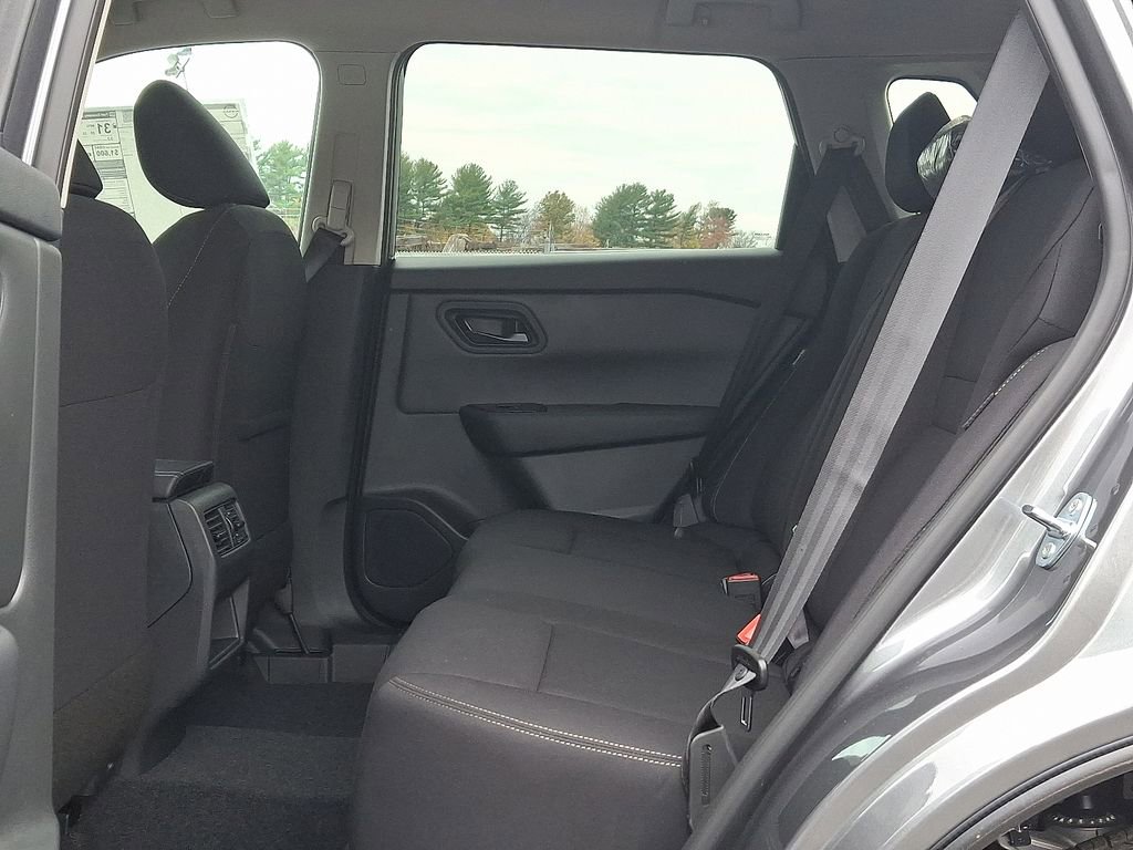 New 2026 Nissan Rogue S image 7