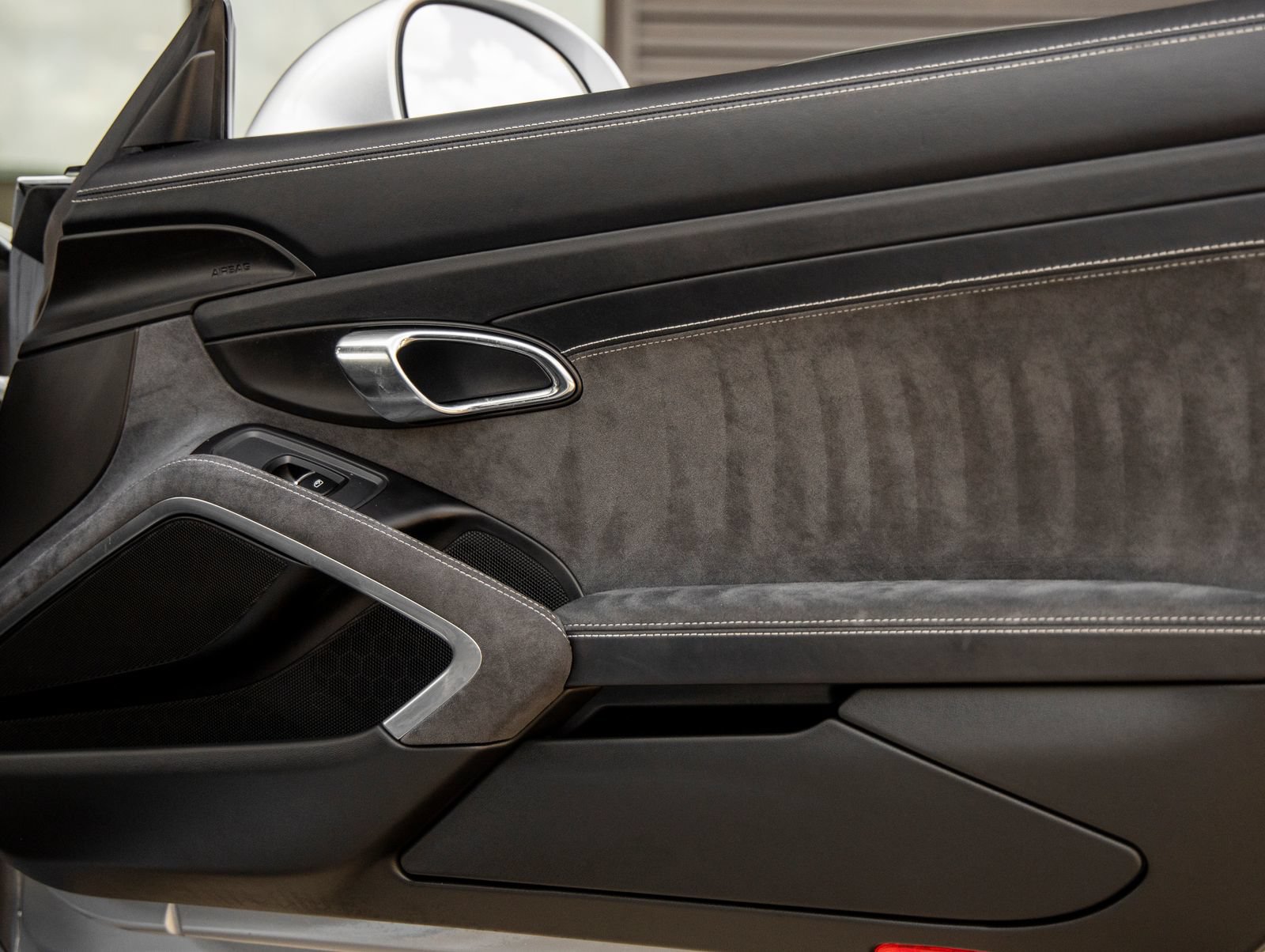 Certified 2016 Porsche 911 GT3 RWD image 35