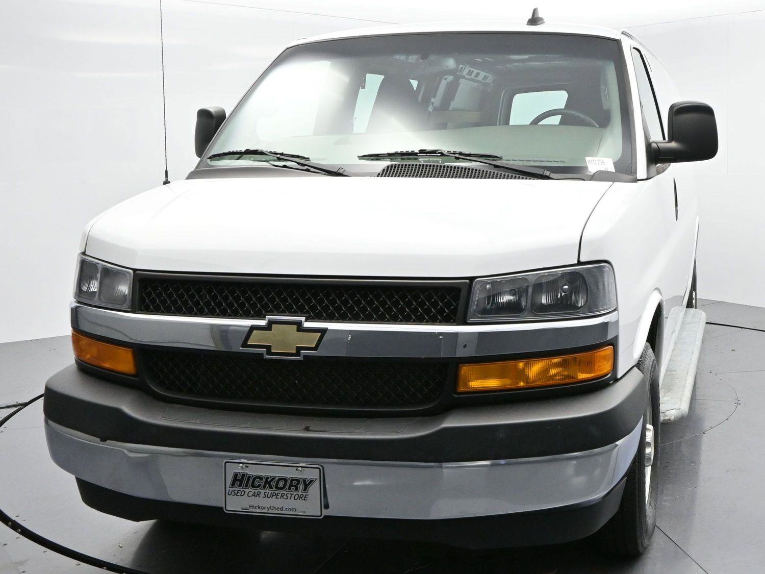 Used 2022 Chevrolet Express 2500 w/ Driver Convenience Package image 2