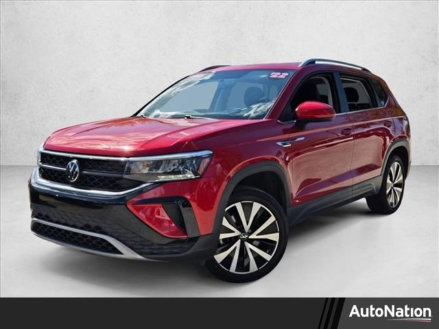 Used 2022 Volkswagen Taos SE image 1