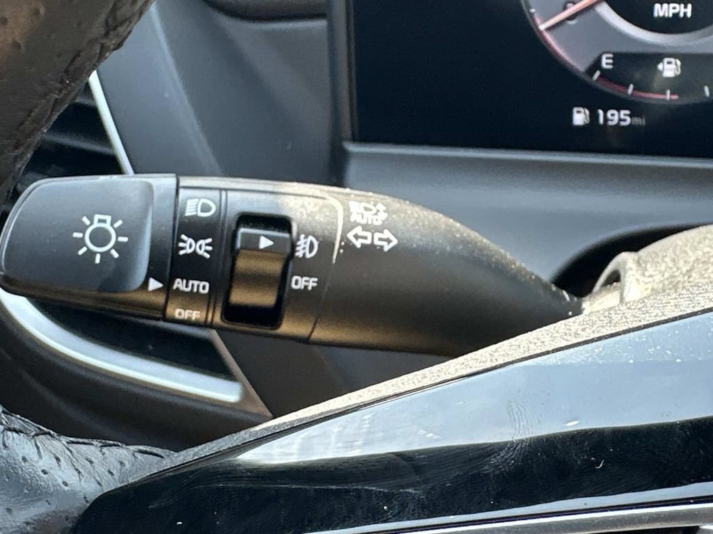 Used 2024 Kia Seltos SX AWD/4WD image 25