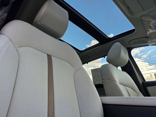 New 2026 MAZDA CX-90 3.3 Turbo w/ Premium Plus Pkg image 17