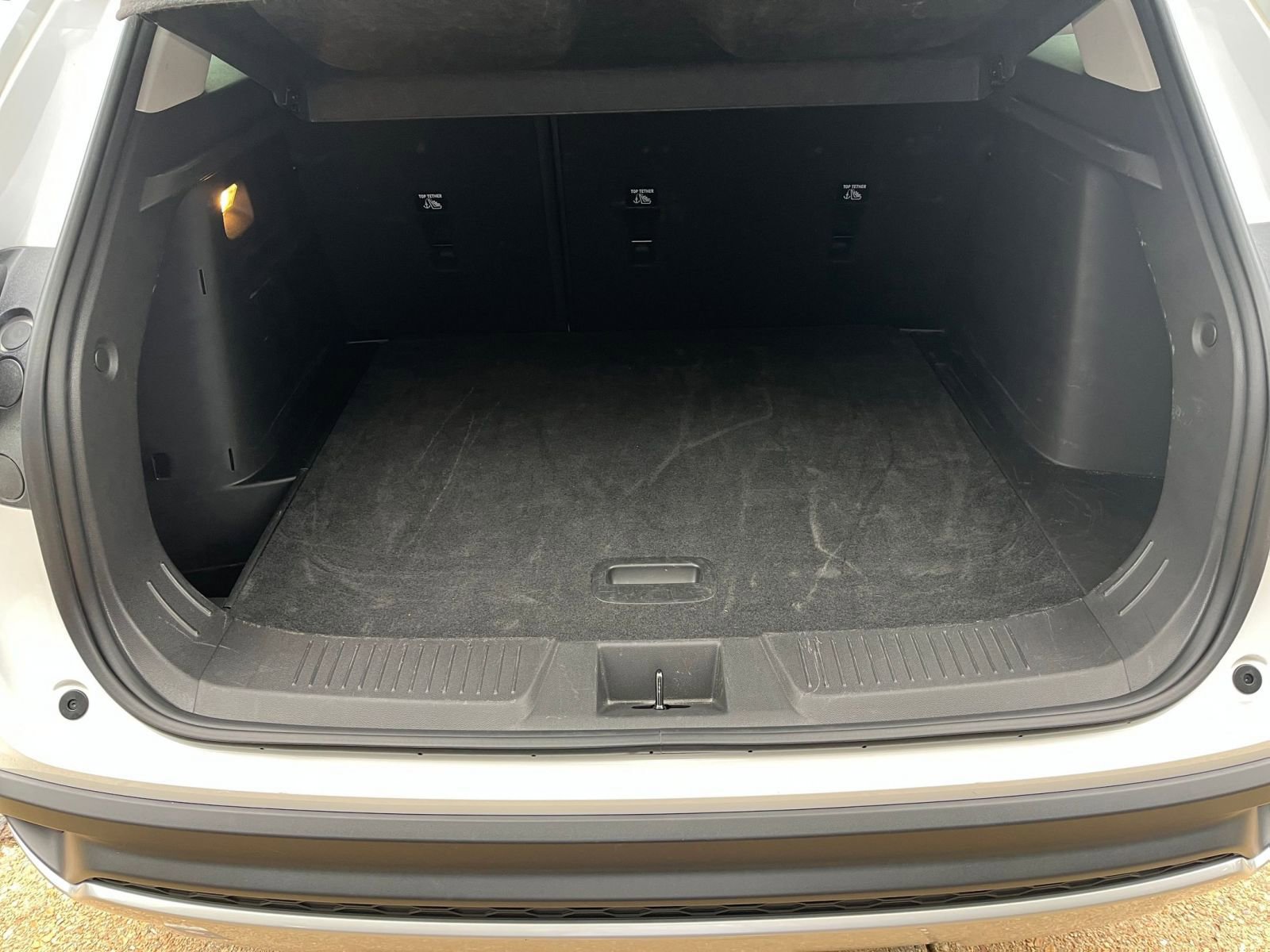 Used 2025 Chevrolet Trax LT image 31