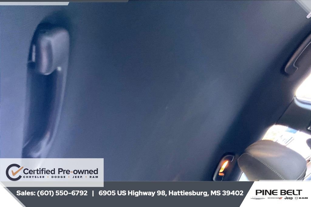 Certified 2022 Dodge Charger SXT image 16