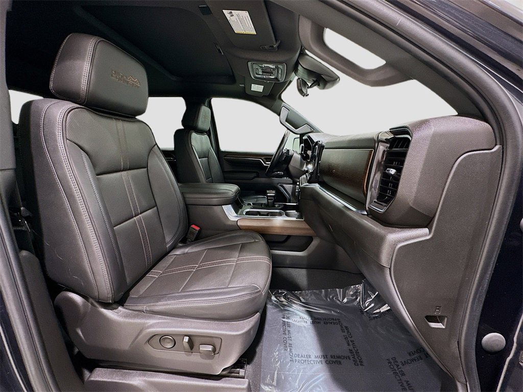 Used 2024 Chevrolet Silverado 1500 High Country w/ Technology Package image 30