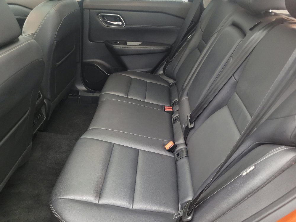 Used 2021 Nissan Rogue SL w/ Premium Package FWD image 18