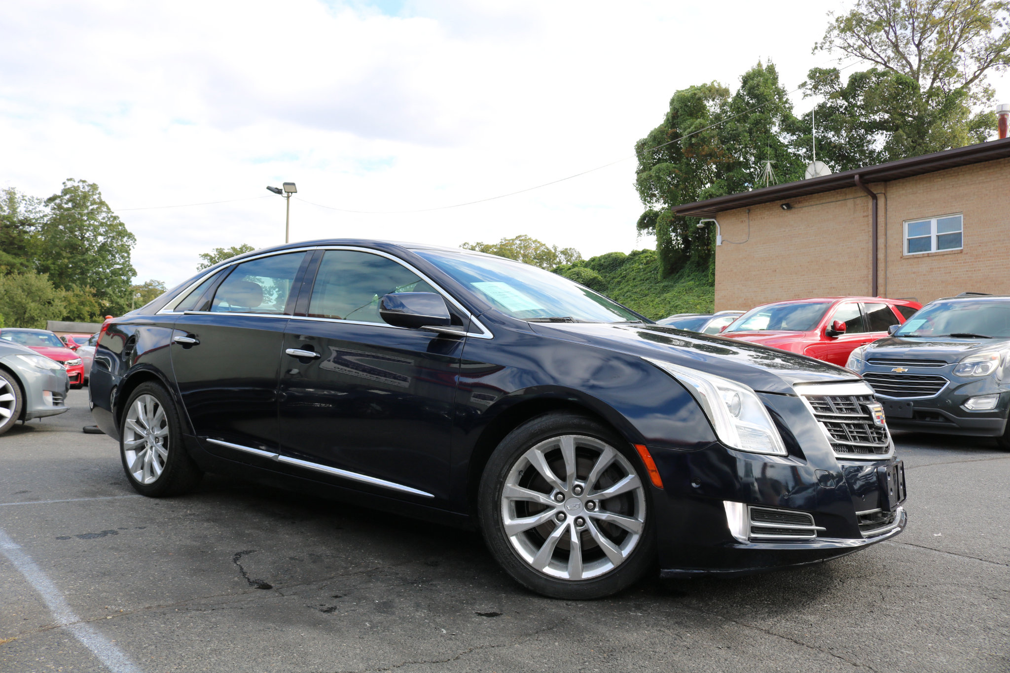 Used 2016 Cadillac XTS Luxury w/ Driver Awareness Package image 6
