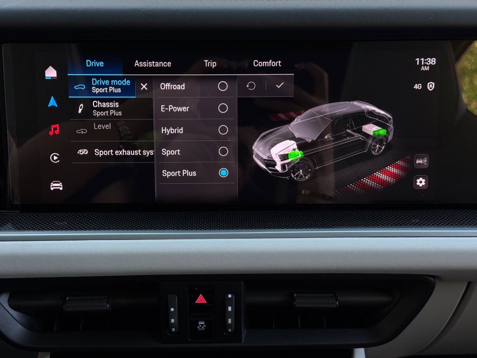 Used 2024 Porsche Cayenne Turbo image 30