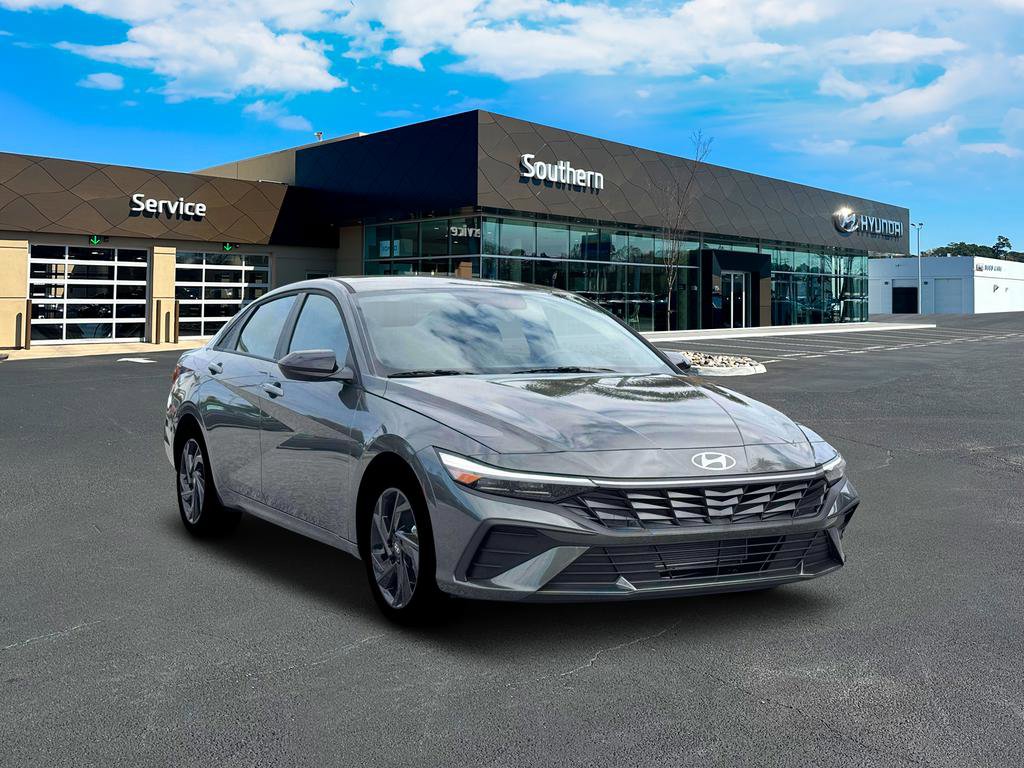 New 2026 Hyundai Elantra Sport FWD image 12