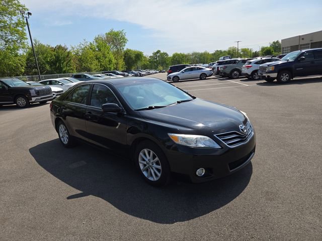 Used 2011 Toyota Camry XLE w/ XLE Extra-Value Pkg #2 FWD image 4