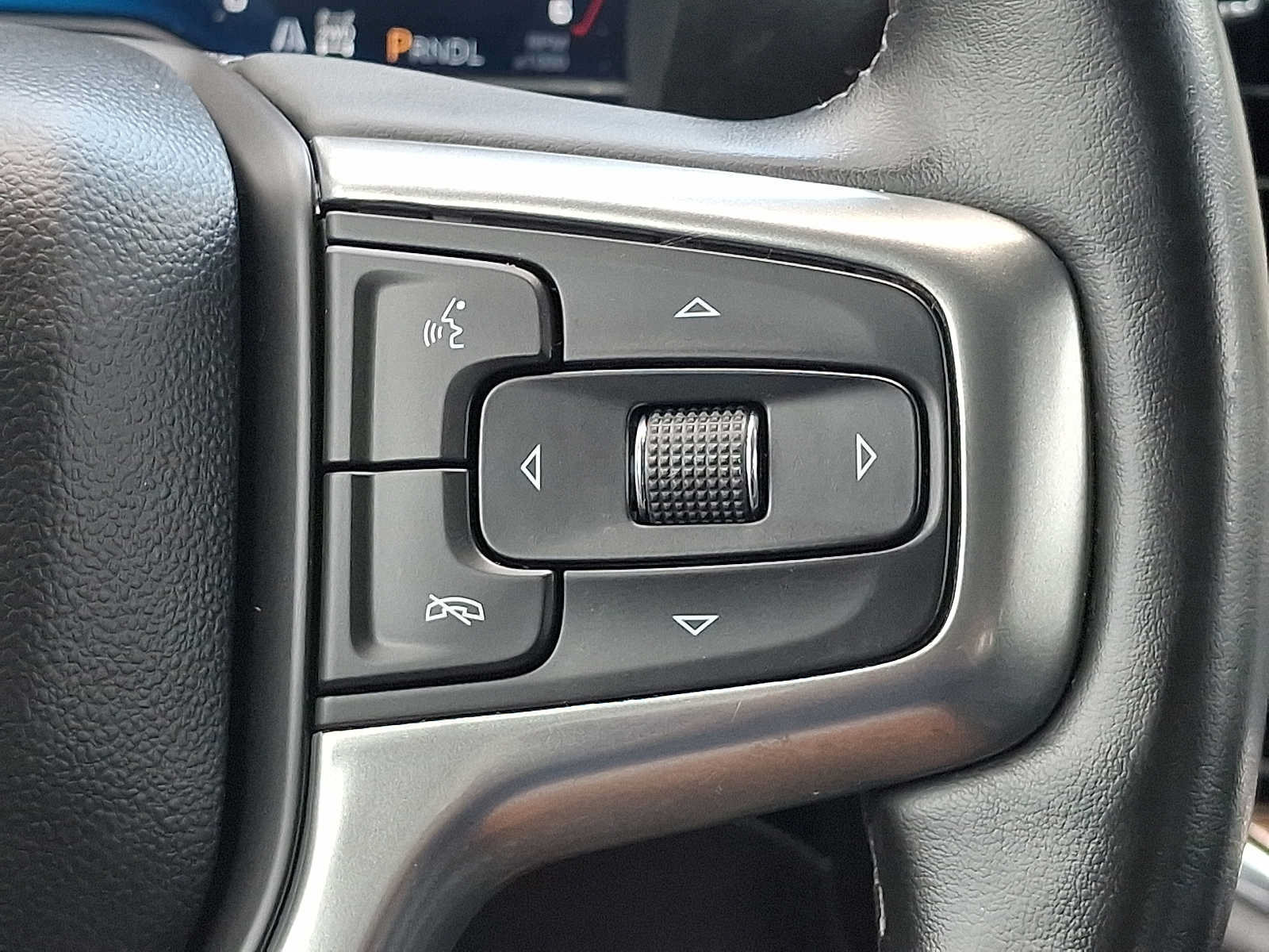Used 2023 Chevrolet Silverado 1500 LT AWD/4WD image 21