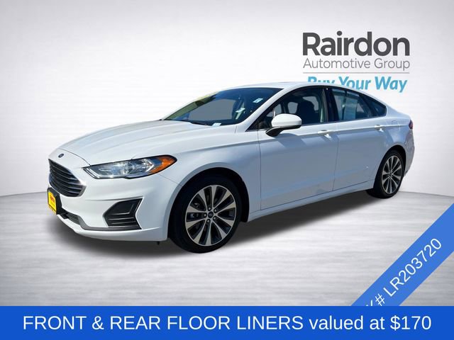 Used 2020 Ford Fusion SE image 3