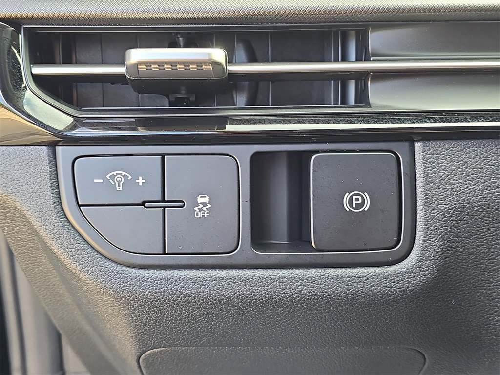 New 2026 Kia Sportage LX image 30