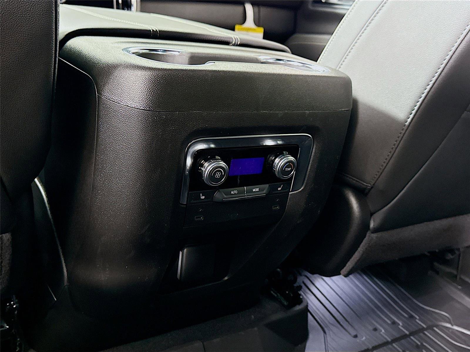 New 2026 GMC Yukon XL Elevation w/ LPO, Floor Liner Package image 20
