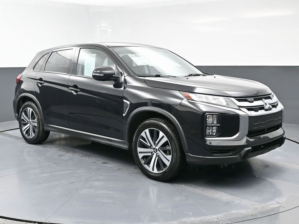 Used 2024 Mitsubishi Outlander Sport SE image 3