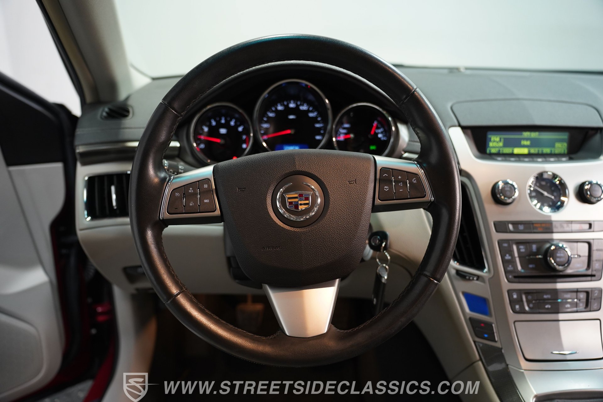 Used 2011 Cadillac CTS Sedan RWD image 39